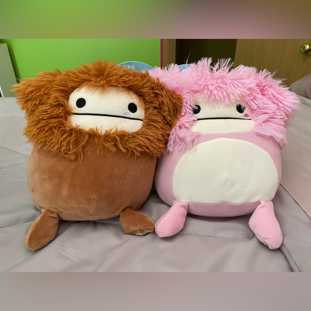 NWT 8” Benny & Brina Valentine’s Day Squishmallow Set